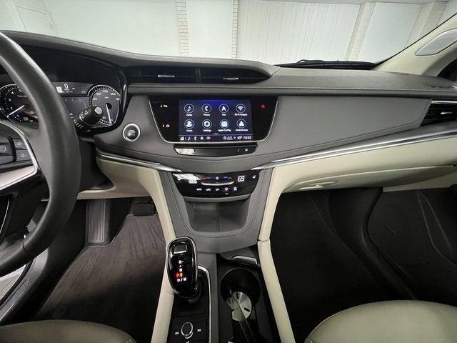 used 2022 Cadillac XT5 car, priced at $35,298
