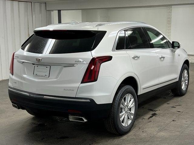 new 2025 Cadillac XT5 car, priced at $48,954