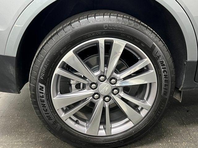 used 2025 Cadillac XT5 car, priced at $51,338