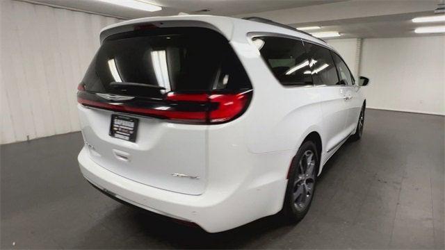 used 2022 Chrysler Pacifica car, priced at $32,338