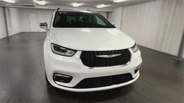used 2022 Chrysler Pacifica car, priced at $32,338