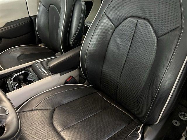 used 2022 Chrysler Pacifica car, priced at $32,338