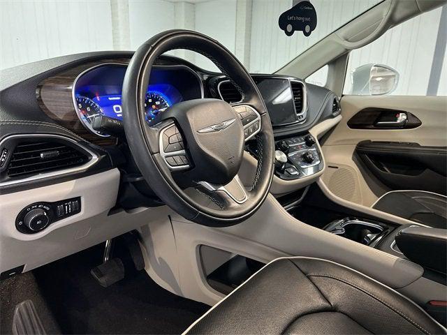 used 2022 Chrysler Pacifica car, priced at $32,338