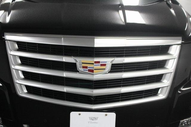 used 2019 Cadillac Escalade ESV car, priced at $35,621