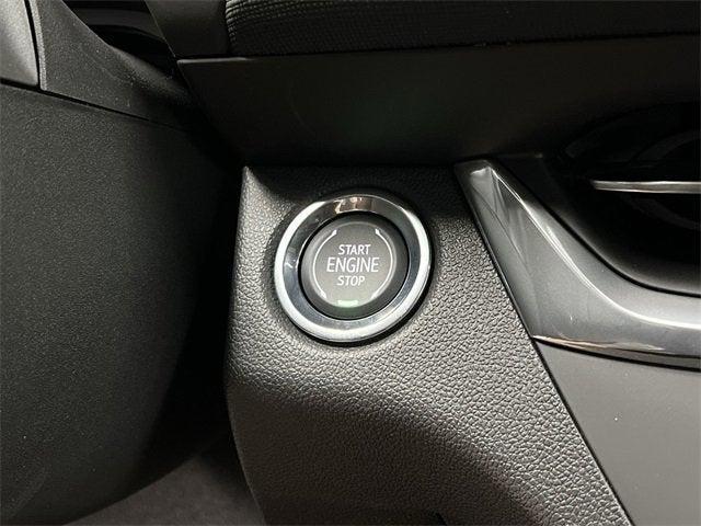 new 2025 Buick Envista car, priced at $25,169