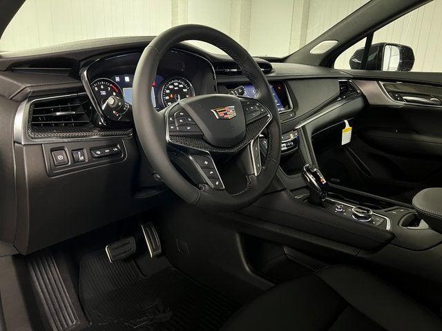 new 2025 Cadillac XT5 car, priced at $64,912