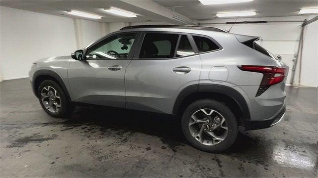 used 2025 Chevrolet Trax car, priced at $25,312