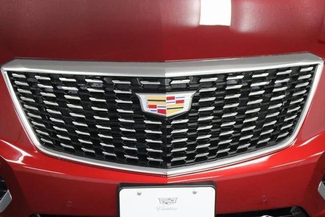 new 2024 Cadillac XT5 car, priced at $58,500