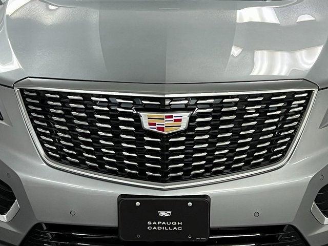 new 2025 Cadillac XT5 car, priced at $56,109