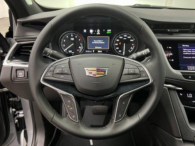 new 2025 Cadillac XT5 car, priced at $56,109