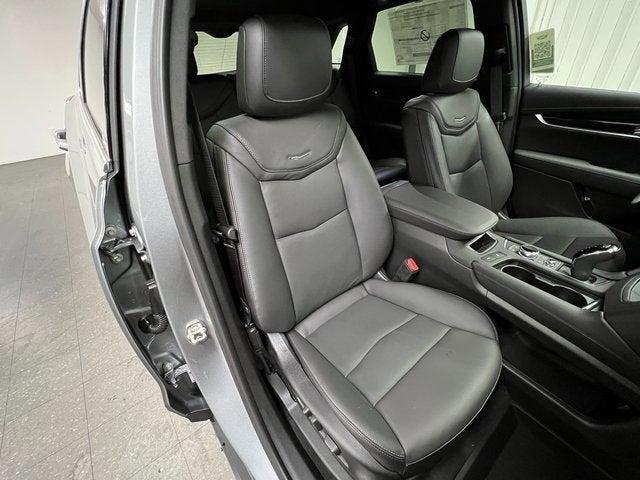 new 2025 Cadillac XT5 car, priced at $56,109