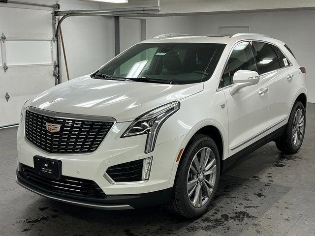 new 2025 Cadillac XT5 car, priced at $54,137