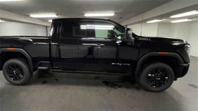 new 2025 GMC Sierra 2500 car, priced at $75,180