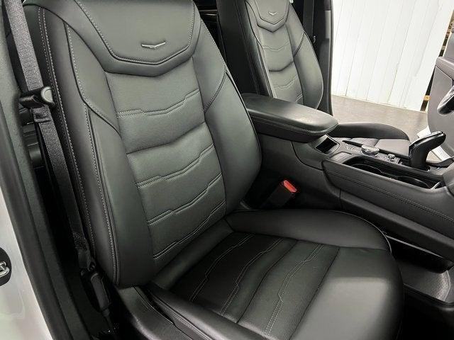 used 2022 Cadillac XT5 car, priced at $46,308