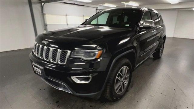 used 2017 Jeep Grand Cherokee car, priced at $18,304