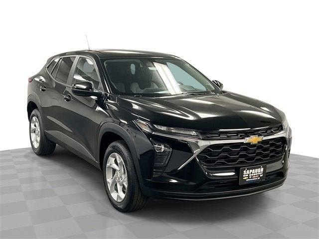 new 2025 Chevrolet Trax car, priced at $22,627