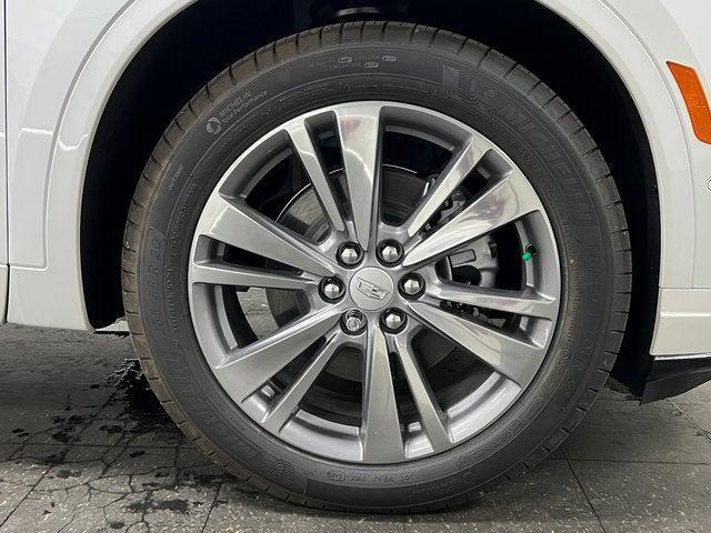 new 2025 Cadillac XT6 car, priced at $64,113