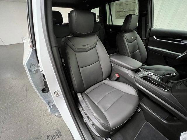 new 2025 Cadillac XT6 car, priced at $64,113