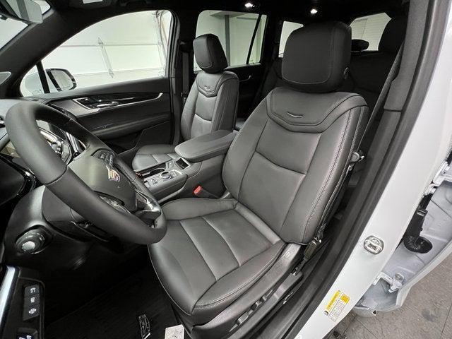 new 2025 Cadillac XT6 car, priced at $62,657
