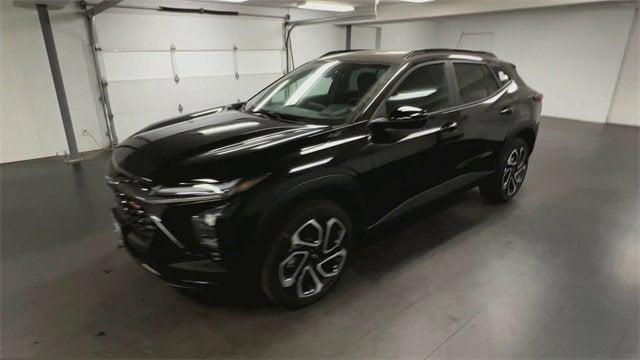 new 2025 Chevrolet Trax car, priced at $27,236