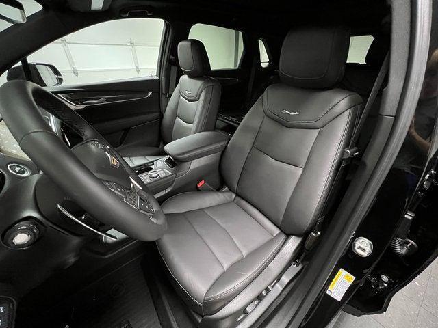 new 2025 Cadillac XT5 car, priced at $58,380