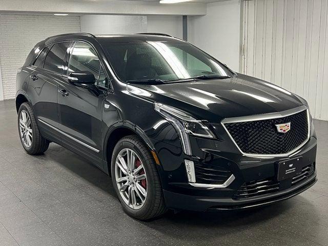 new 2025 Cadillac XT5 car, priced at $58,380