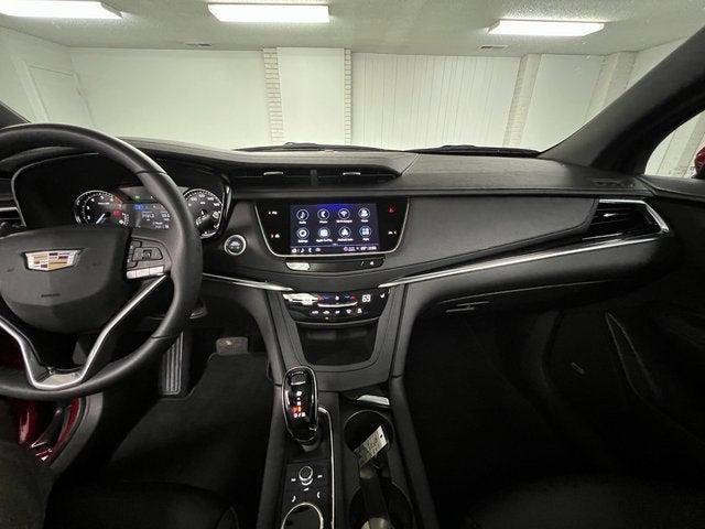 used 2025 Cadillac XT6 car, priced at $49,325