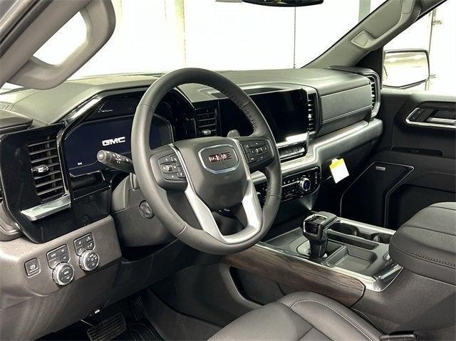 new 2025 GMC Sierra 1500 car, priced at $58,375