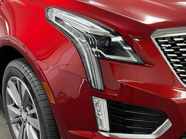 new 2025 Cadillac XT5 car, priced at $54,137