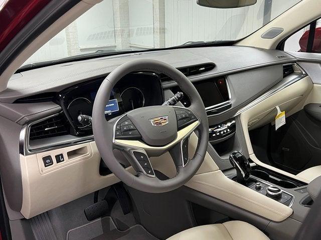 new 2025 Cadillac XT5 car, priced at $54,137