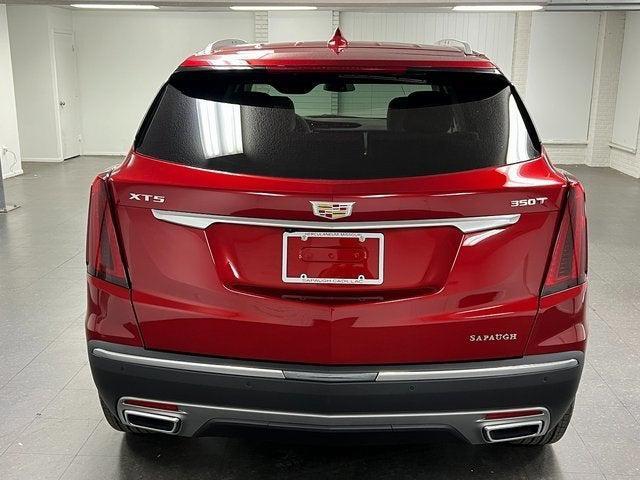new 2025 Cadillac XT5 car, priced at $54,137