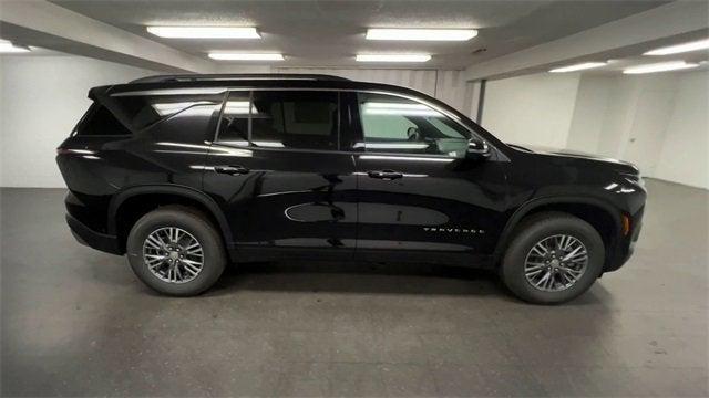 new 2025 Chevrolet Traverse car, priced at $50,329