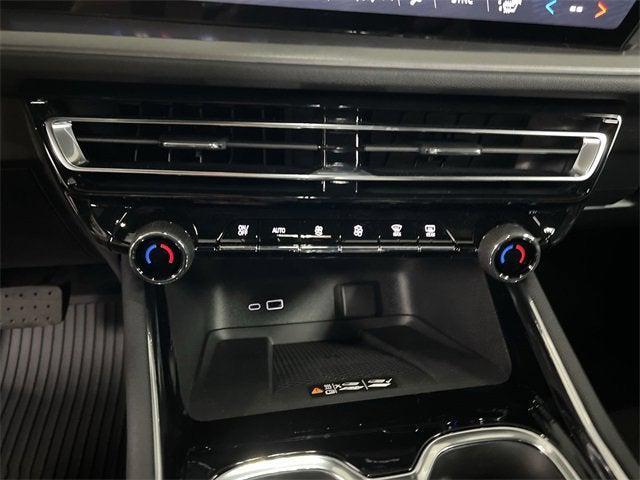 new 2026 Chevrolet Traverse car, priced at $46,433