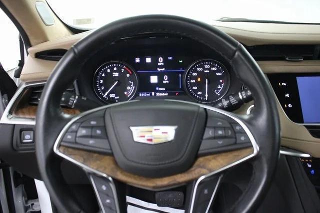 used 2021 Cadillac XT5 car, priced at $37,278