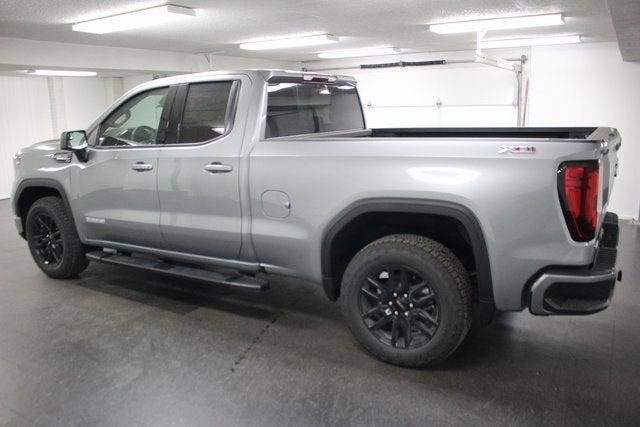 new 2025 GMC Sierra 1500 car, priced at $52,565