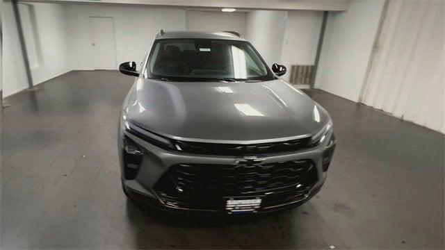 new 2025 Chevrolet Trax car, priced at $26,939