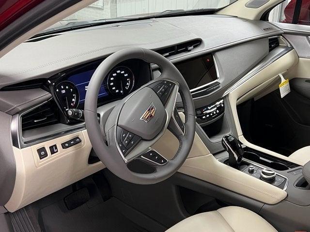 new 2025 Cadillac XT5 car, priced at $58,729