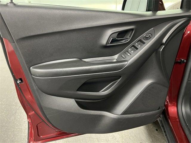 used 2022 Chevrolet Trax car, priced at $23,327