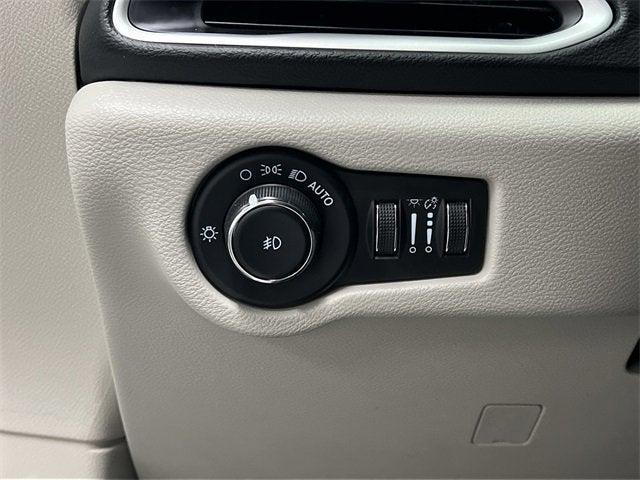 used 2023 Chrysler Pacifica car, priced at $26,059
