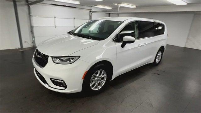 used 2023 Chrysler Pacifica car, priced at $26,059