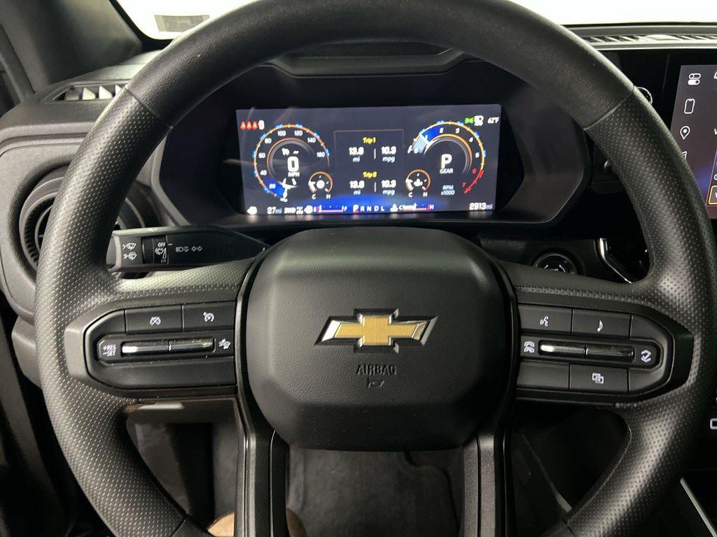 used 2025 Chevrolet Colorado car, priced at $33,153