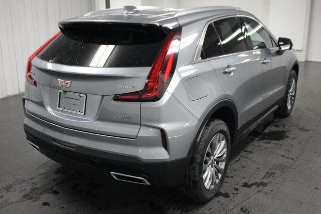 new 2025 Cadillac XT4 car, priced at $42,539