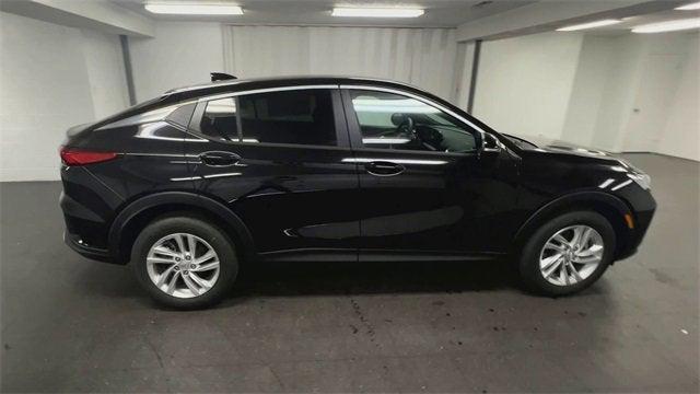 new 2025 Buick Envista car, priced at $25,892