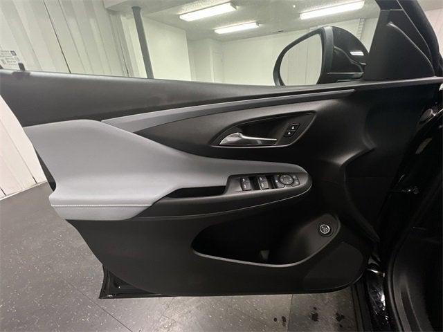 new 2025 Buick Envista car, priced at $25,892