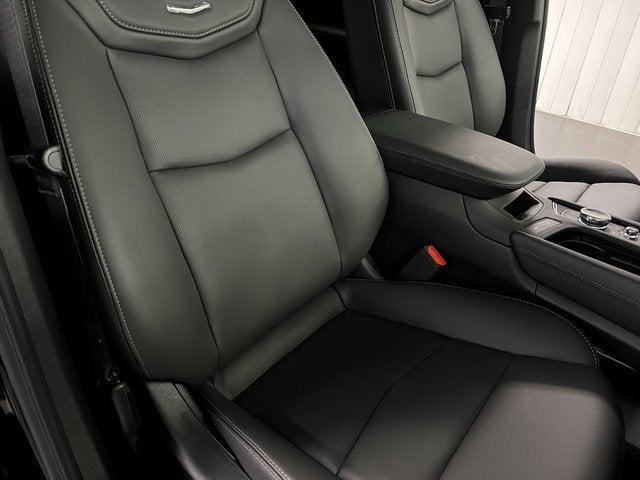 new 2025 Cadillac XT5 car, priced at $55,689