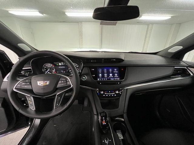new 2025 Cadillac XT5 car, priced at $55,689
