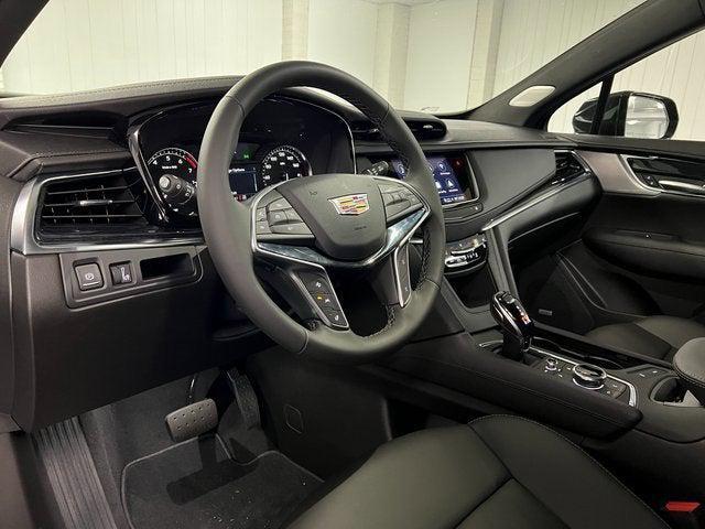 new 2025 Cadillac XT5 car, priced at $55,689