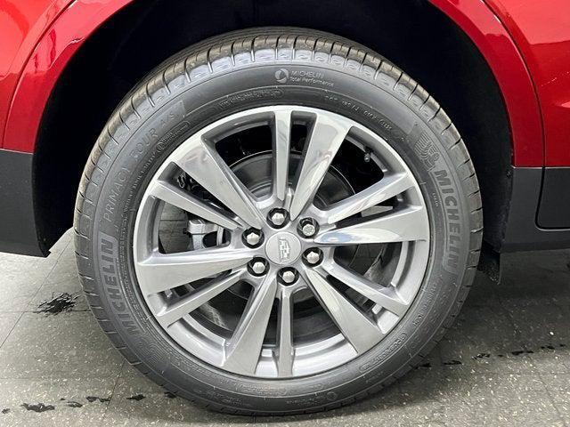 new 2025 Cadillac XT5 car, priced at $61,912