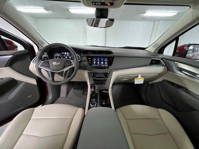 new 2025 Cadillac XT5 car, priced at $61,912