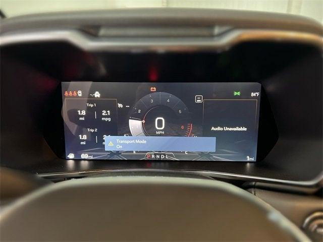 new 2025 GMC Canyon car, priced at $39,990